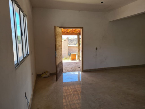 Imagem 10 de 30 de Linda Chácara Com 04 Dormitórios, Piscina, Salão De Jogos, Bem Localizada, À Venda, 1000 M² Por R$ 450.000 - Zona Rural - Pinhalzinho/sp - Ch0982