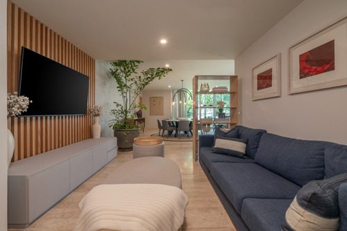 Departamento En Venta En Cancún, Sls Bahia Beach, Amplias Recamaras Con Lujo