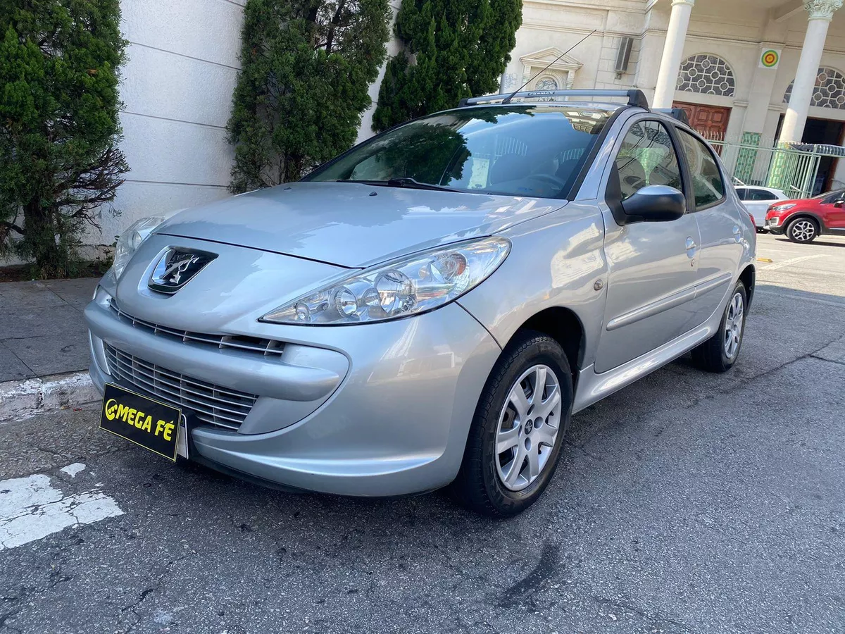 Peugeot 207 207 Hatch Quicksilver 1.6 (flex)