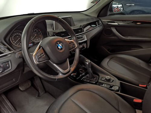 Imagen 7 de 15 de Bmw X1 2017 2.0 Sdrive 20ia X Line At