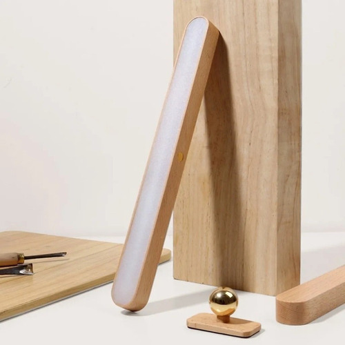 A Lámpara De Pared Led De Madera Moderna