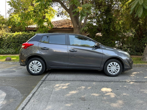 Imagen 4 de 15 de Toyota Yaris 1.5 Xli Mt