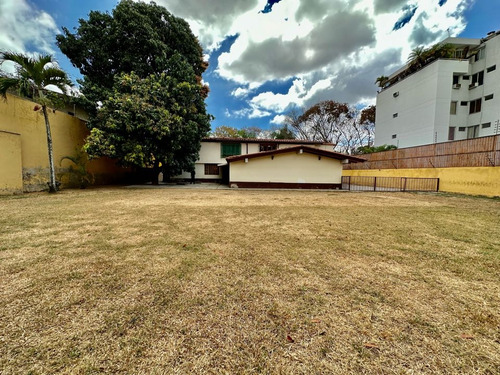 Se Vende Terreno 1.632m2 El Bosque