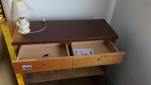 Imagen 3 de 5 de Mostrador Dos Cajones Ideal Para Local. Buena Madera No Pino