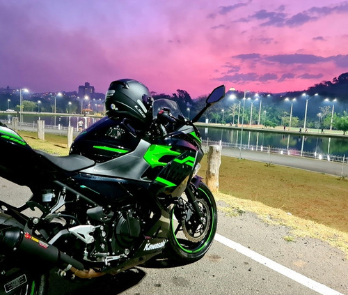 Kawasaki Ninja 400