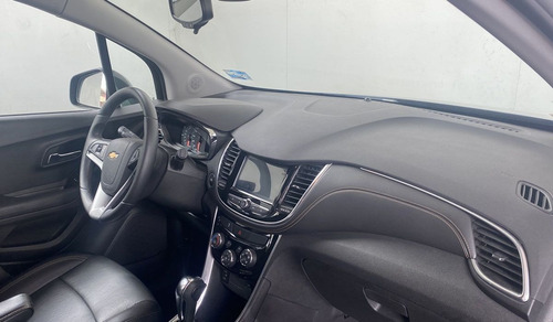 Imagen 11 de 13 de Chevrolet Trax 2018 1.8 Premier Piel At