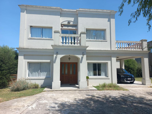 Alquiler  Venta  La Plata  Haras Del Sur Ii  Km 73  Casa  4 Ambientes  Piscina  Garaje