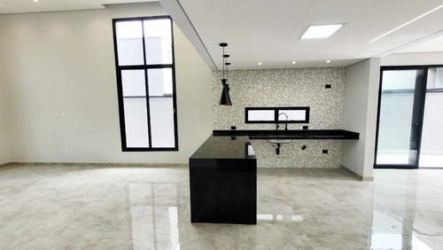 Casa No Condomínio Ouroville Para Venda, 3 Dorm. Com Suíte - Taubaté / Sp