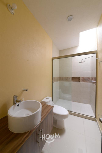 Casa En Senderos De Monte Verde, Tlajomulco De Zúñiga Con 3 Recámaras, 162 M², Id: 87017