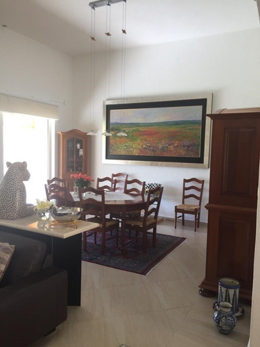 Imagen 5 de 14 de Casa En Venta En Villas Del Mezon, Querétaro