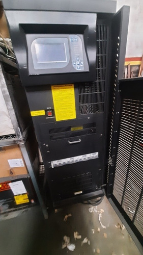 Imagem 2 de 3 de No-break 30 Kva - Para Tirar Peças