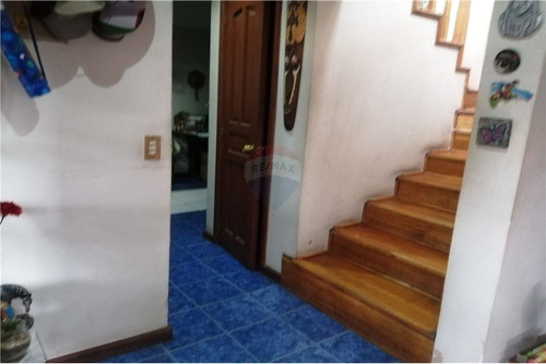 Imagen 10 de 16 de Casa De 2 Pisos 4 Dormitorios 3 Baños