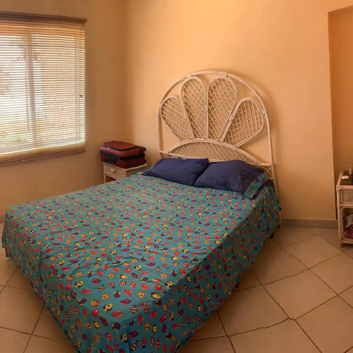 Se Vende Apartamento En Conj. Residencial Puerto Limon Tucacas Edo. Falcon. L.m