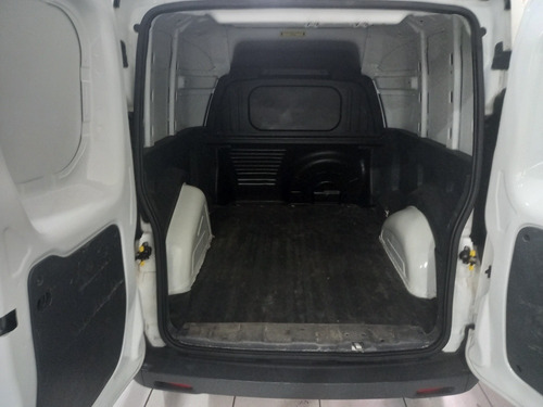 Imagem 7 de 11 de Fiat Fiorino 2020 1.4 Flex 4p