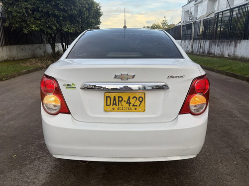 Chevrolet Sonic 1.6 Lt 4 p