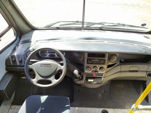 Imagem 5 de 15 de Iveco City Class 70c17