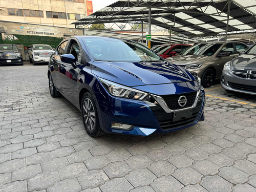 Nissan Versa Advance Automático