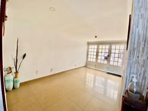¡vive En El Corazón De La Ponderosa! Casa Moderna Con Amplios Espacios