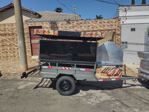 Imagem 6 de 8 de Carretinha Churrasquinho