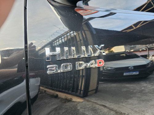 Toyota Hilux 3.0 Srv Cab. Dupla 4x4 Aut. 4p