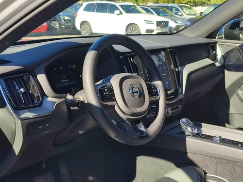 Volvo XC60 T8 PHEV ULTIMATE DARK EDITION 2.0