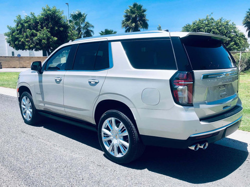 Imagen 2 de 15 de Chevrolet Tahoe High Country 4x4 6.2