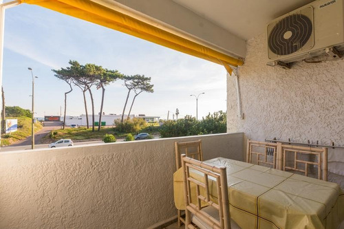 Venta Apartamento 1 Dormitorio Frente Al Mar Playa Mansa