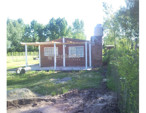 Casa En Venta Con 1 Dormitorio, Baño Completo Y Cocina Integrada- Construucción