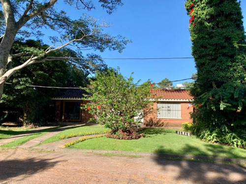 Casa En Punta Del Este, Alquiler Anual-ref:37405