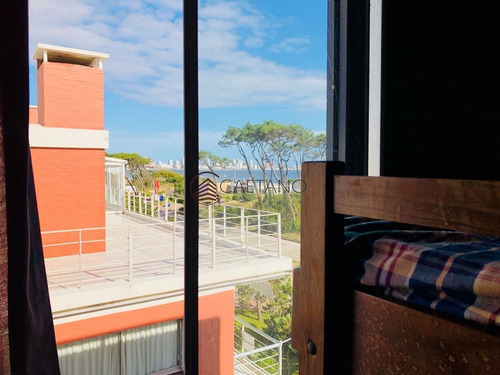 Imagen 17 de 25 de Apartamento Frente A La Mansa, Vista Franca Al Mar! - Punta Del Este Mansa