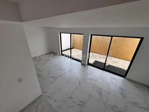 Casa De 4 Recámaras Con 1 En Planta Baja - El Nuevo Refugio, Renta