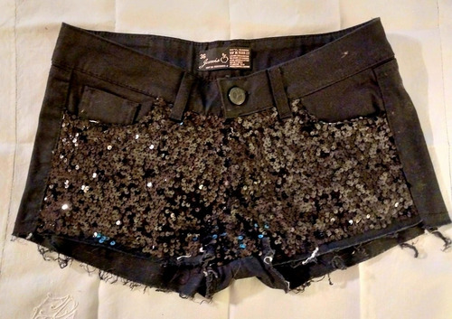 Short De Algodón Negro Con Frente De Lentejuelas