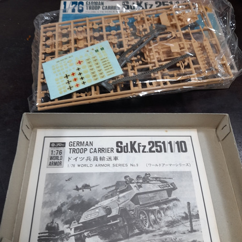 Imagem 4 de 4 de Plastimodelo Carro Tropa Alemanha Ww2 Sd.kfz.251 Fujimi 1:76
