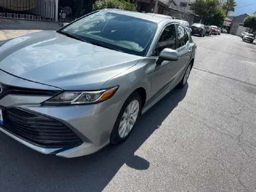 Toyota Camry 2.5 Le At