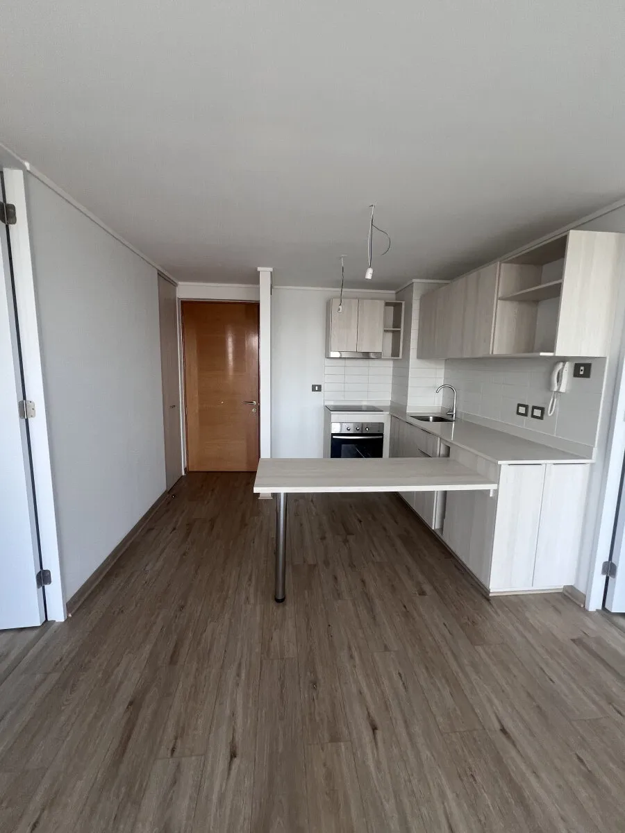 Imagen 1 de 14 de Departamento 2 Dormitorio + Estacionamiento Metro Rojas Maga