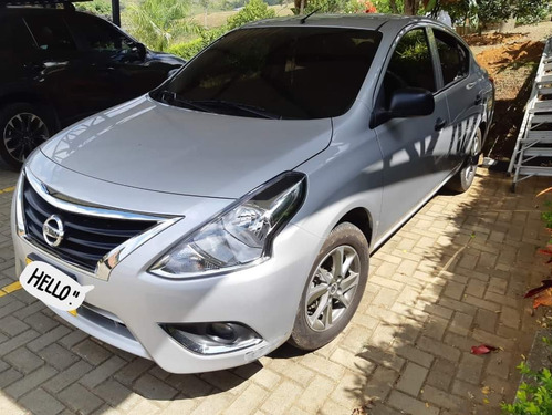 Nissan Versa 1.6 Advance