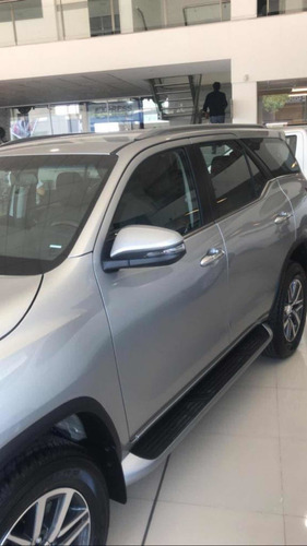 Toyota Hilux Sw4