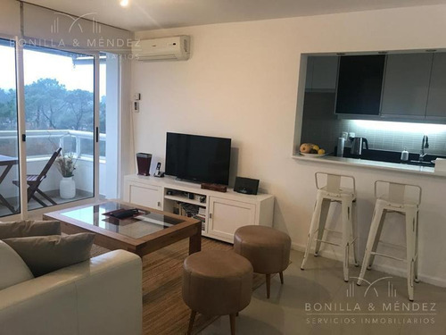 Jardines De La Sierra, 2 Dorm, 2 Baños , Cocina Americana, Balcón, Garage En Sub Suelo