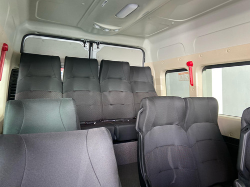 Peugeot Boxer 2024 Executiva 17 Lugares