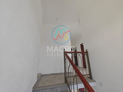 Casa En Venta En Col. Otilio Montaño Apta A Créditos Con 3 Recamaras