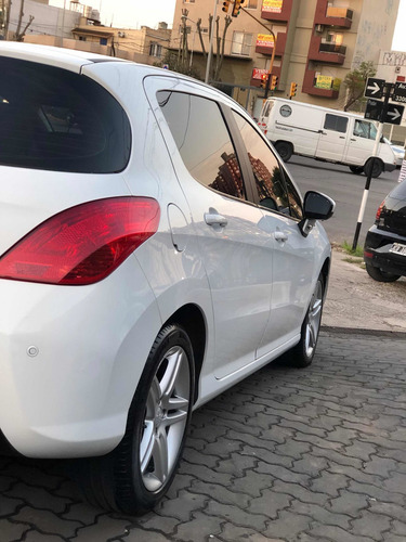Peugeot 308 2.0 Feline 143cv 2013