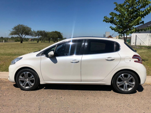 Peugeot 208 Feline Mod 2014 112000 Km C/ Gnc