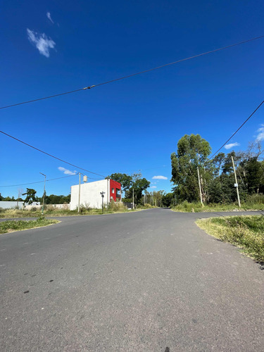 Particular Vende - Lote En City Bell - Barrio Tacuari