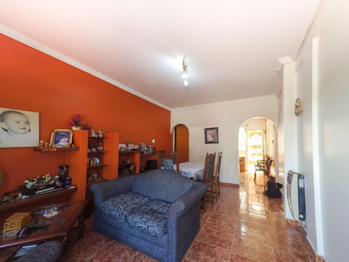 Imagen 3 de 16 de Venta Casa Duplex 3 Ambientes Cochera Haedo Moron