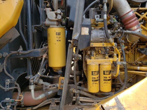 Pá Carregadeira Caterpillar 966 L An0 2017