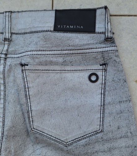 Pantalón Jean Diseño Vitamina Gris Engomadonevado Talle 42/2 (Usado)