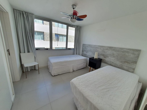 Imagen 16 de 25 de Apartamento En Venta De 3 Dormitorios En Playa Mansa (ref: Lij-5157)