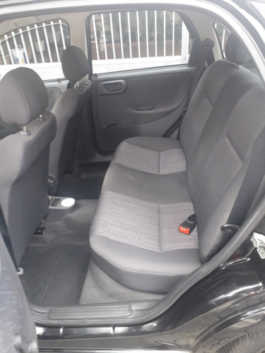 Imagem 9 de 11 de Chevrolet Corsa 2011 1.4 Maxx Econoflex 5p