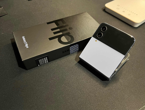 Celular Samsung Z Flip 4 256 Gb (Usado)