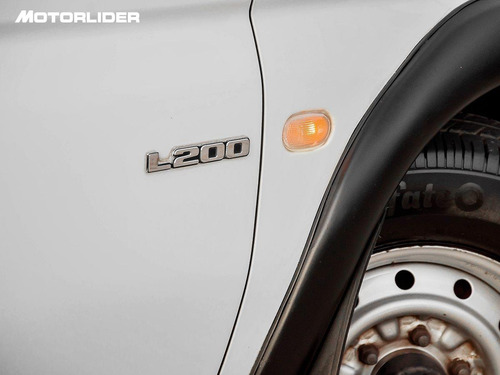 Imagen 21 de 25 de Mitsubishi L200 New 2.5 Diesel 4x2 | Permuta / Financia
